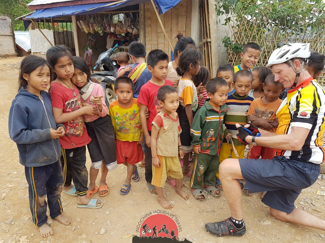 4 Days Hanoi Cycle To Mai Chau - Cuc Phuong - Ninh Binh