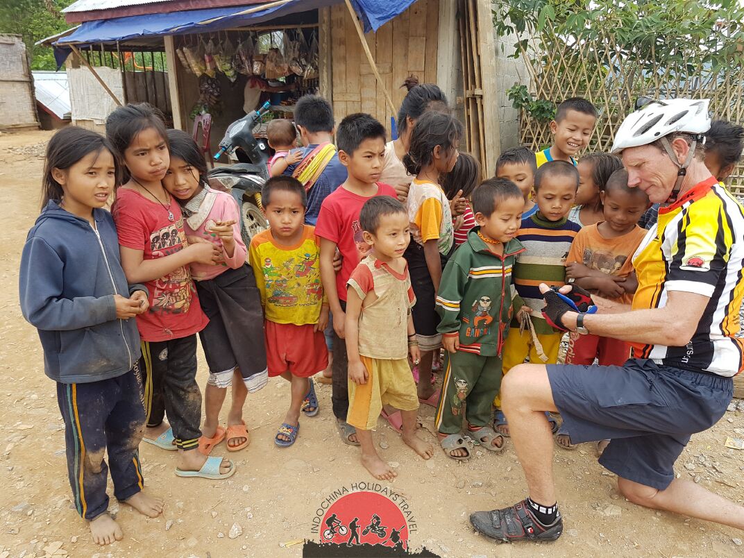 Hanoi Cycle To Mai Chau - Cuc Phuong - Ninh Binh - 4 Days