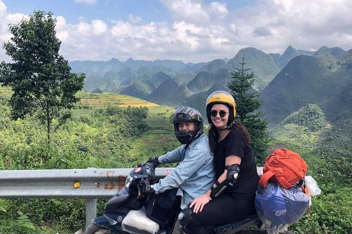 Sapa easy rider motorbike to Silver waterfalls and O Quy Ho Pass Half Day 3