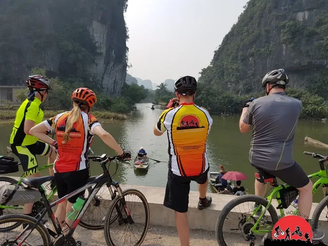 1 Day Hanoi Cycle To Tam Coc caves - Ninh Binh