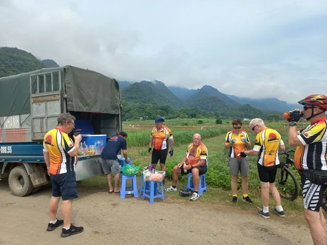 6 Days Sapa Biking To Dien Bien Phu - Son La - Mai Chau