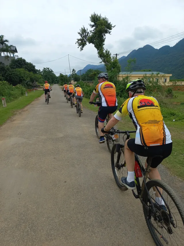 4 Days Hanoi Cycling To Sapa Loop Tour 4