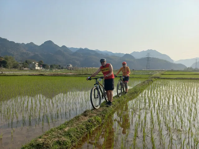 Hanoi Cycling Ninh Binh Weekend Tour – 2 Days 4