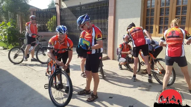 Hanoi Cycling To Ho Chi Minh City - 13 Days 1