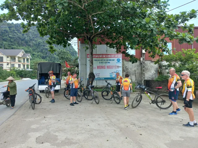 Hanoi Cycling To Mai Chau - 2 Days. 4